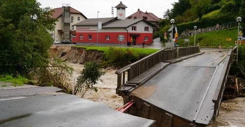 porušen most v Stranjah