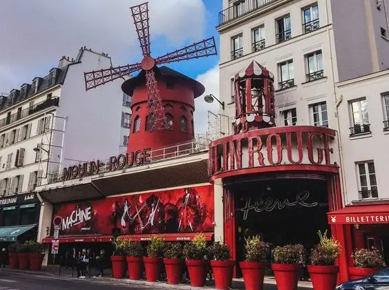 Moulin Rouge